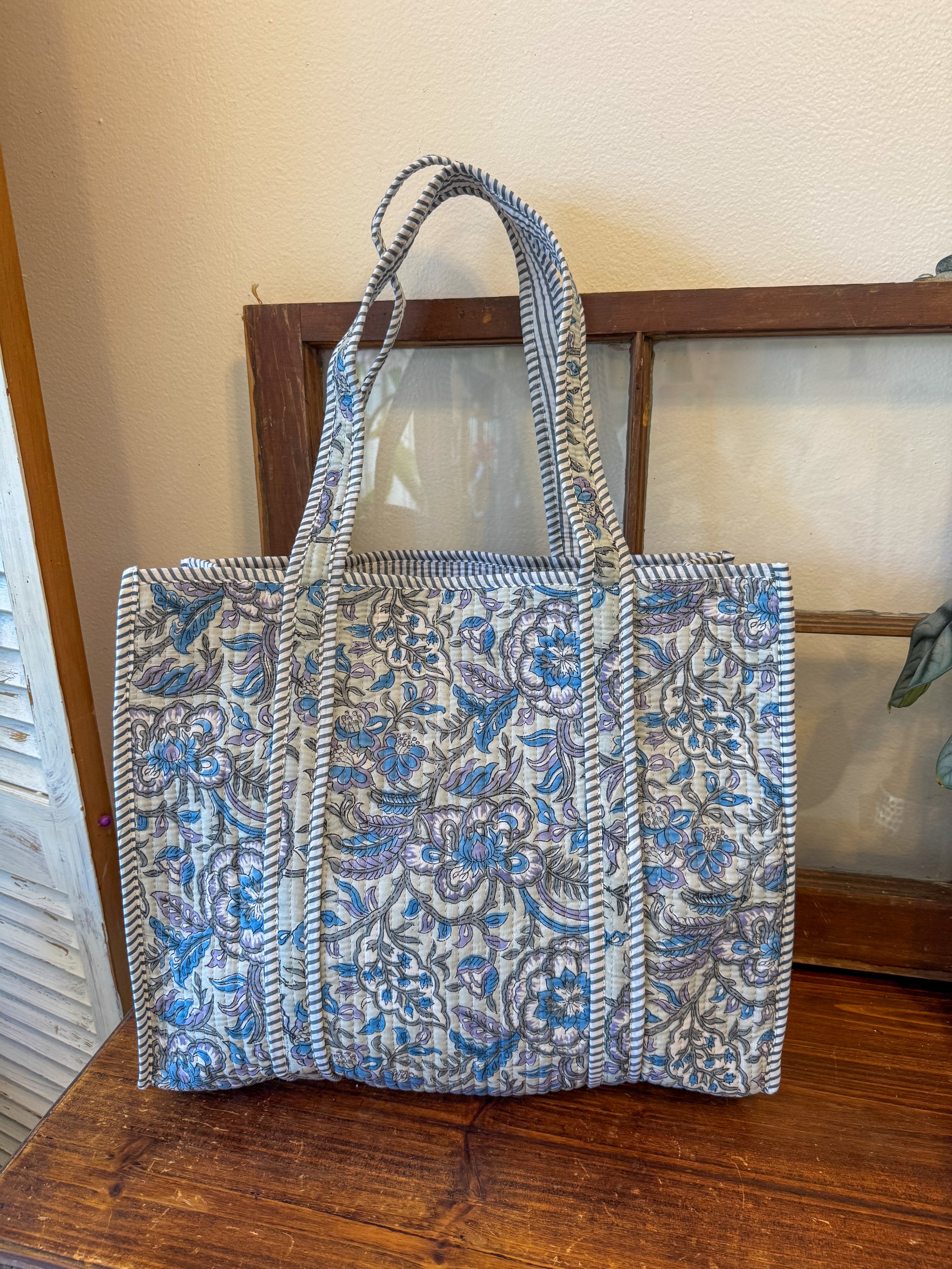 Blue Willow Quilted Bag